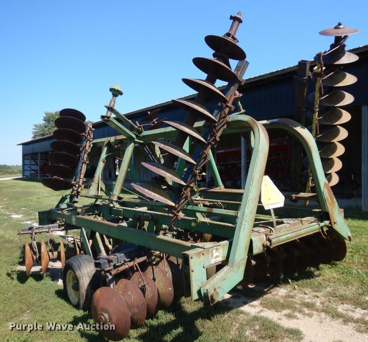 image for item KU9166 John Deere 230  double off-set disk