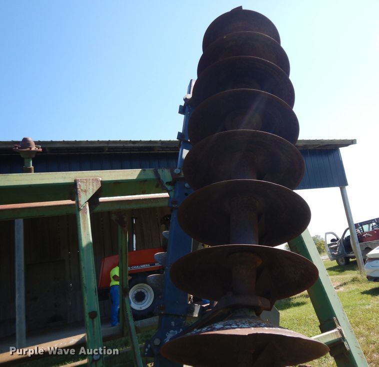 image for item KU9166 John Deere 230  double off-set disk