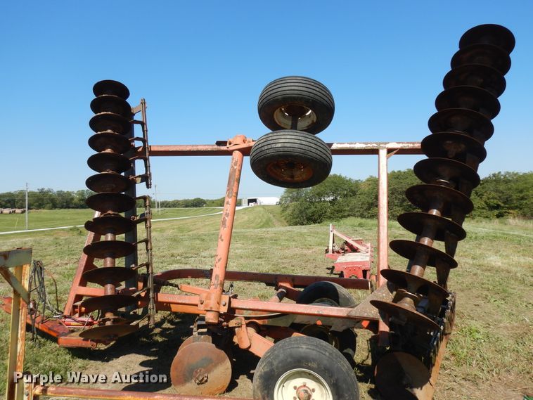 image for item KU9168 Allis Chalmers 2500  off-set disk