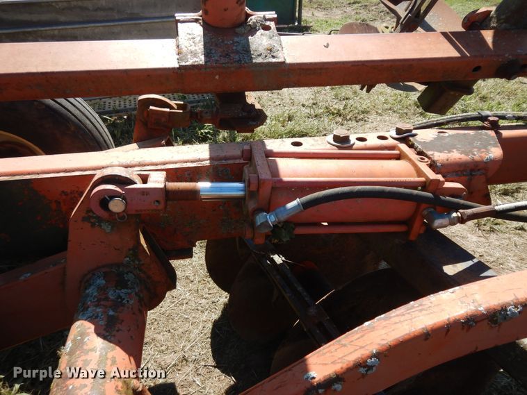 image for item KU9168 Allis Chalmers 2500  off-set disk