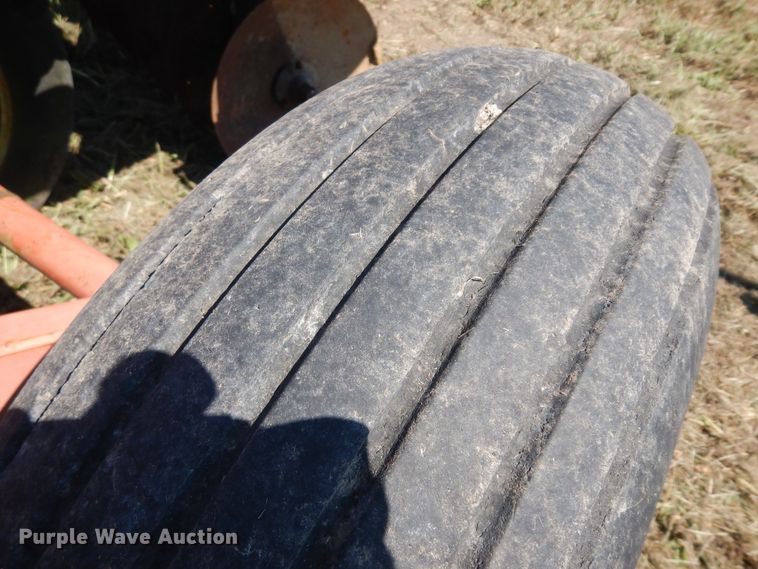 image for item KU9168 Allis Chalmers 2500  off-set disk