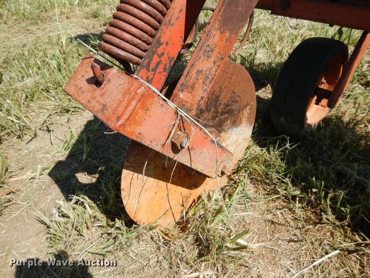 image for item KU9170 BMB RC-4-40  row crop cultivator