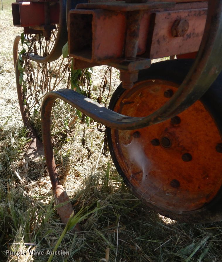 image for item KU9170 BMB RC-4-40  row crop cultivator