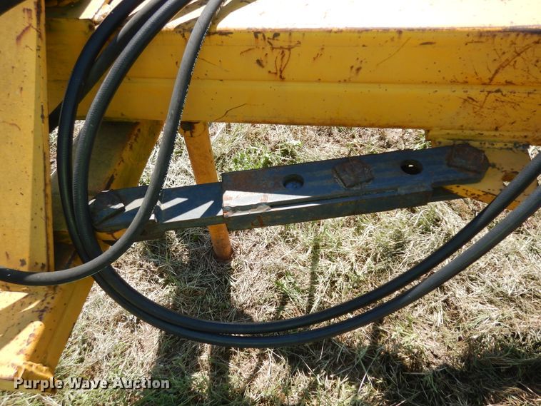 image for item KU9174 Ford  10'W blade