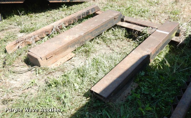 image for item KU9177 DewEze 660  bale hoist