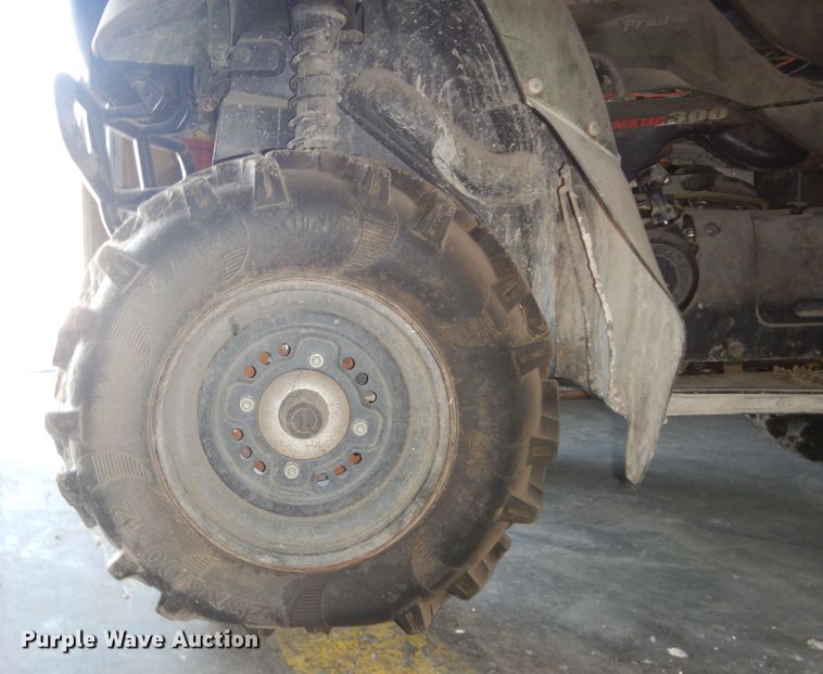 image for item KU9199 Kawasaki Prairie 300  ATV