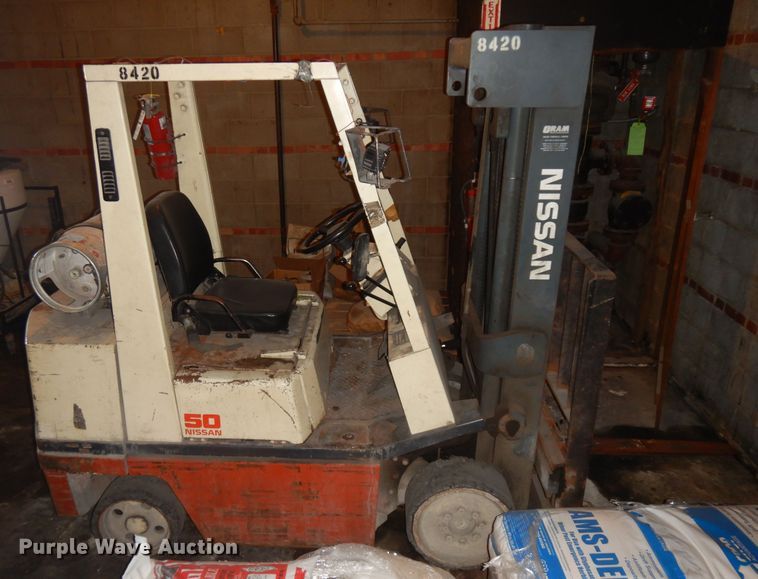 image for item KU9200 Nissan 50  forklift