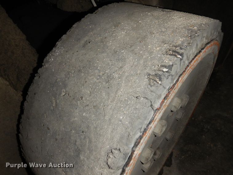 image for item KU9200 Nissan 50  forklift