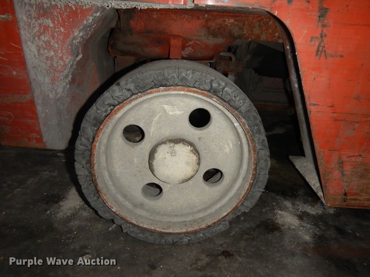 image for item KU9200 Nissan 50  forklift