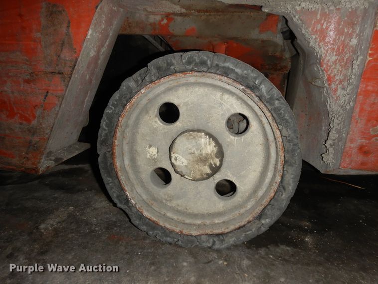 image for item KU9200 Nissan 50  forklift