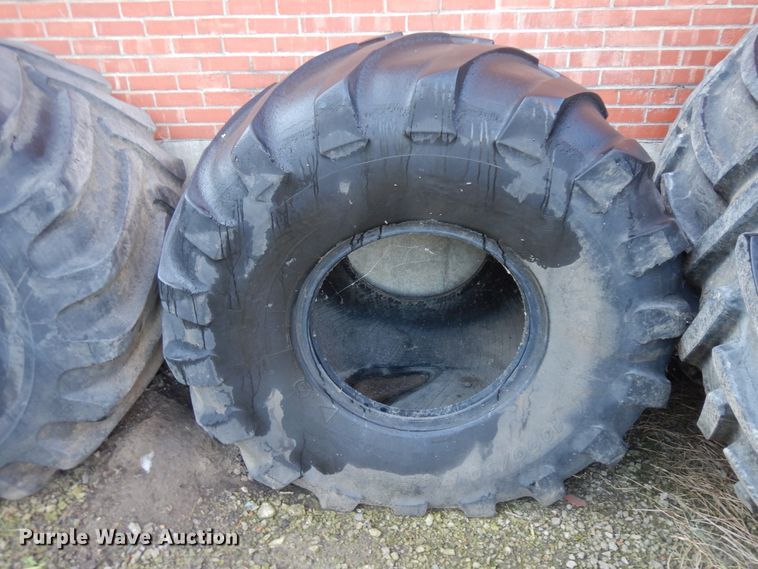 image for item KU9204 (13) tires