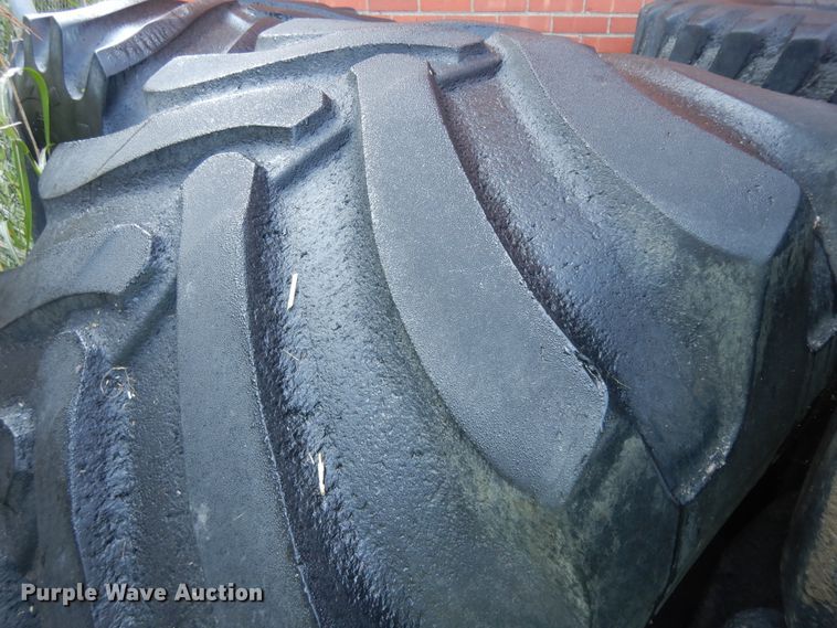 image for item KU9204 (13) tires