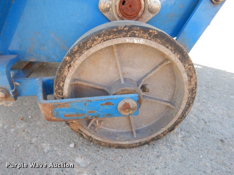 image for item KX9376 Blue Bird 530A  aerator