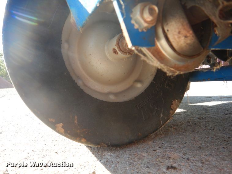 image for item KX9376 Blue Bird 530A  aerator