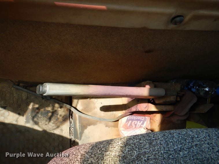 image for item KX9405 1993 Caterpillar Challenger 75C  tractor