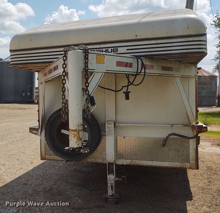 image for item DG3516 2006 Donahue  livestock trailer