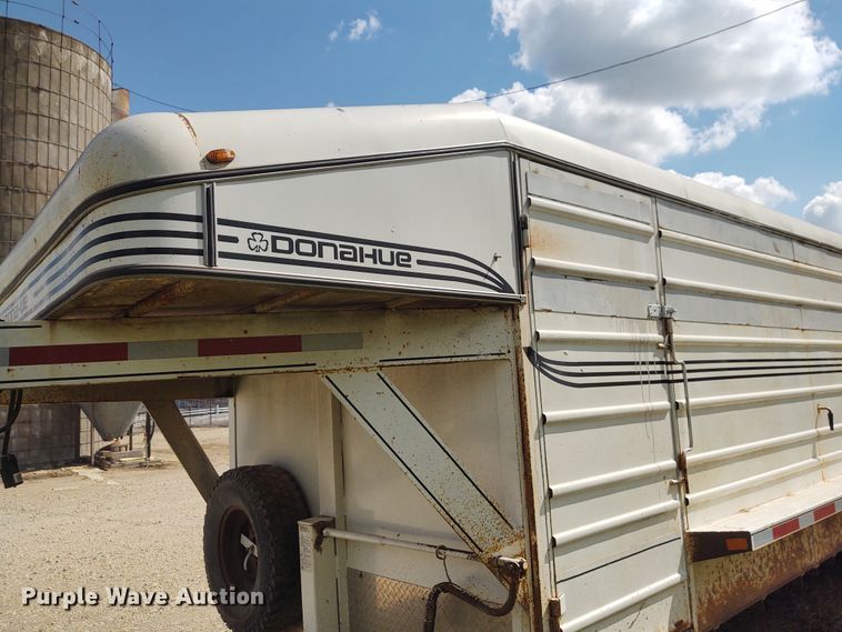 image for item DG3516 2006 Donahue  livestock trailer