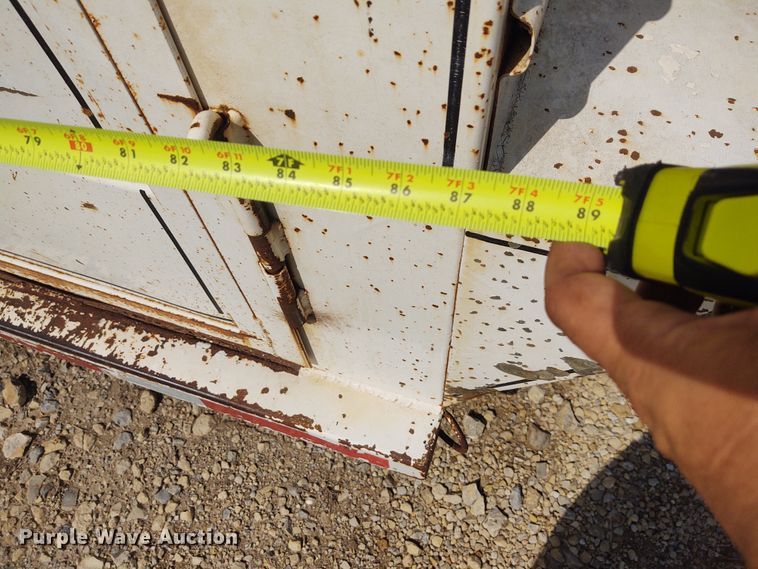 image for item DG3516 2006 Donahue  livestock trailer