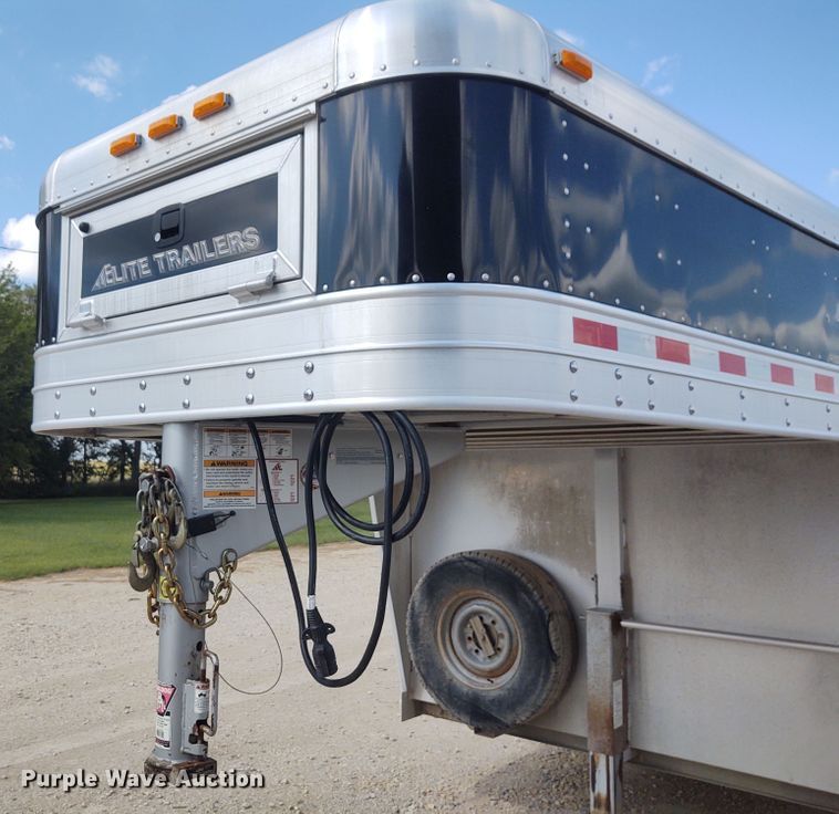 image for item DG3517 2015 Elite  livestock trailer