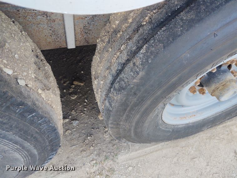 image for item DG3517 2015 Elite  livestock trailer