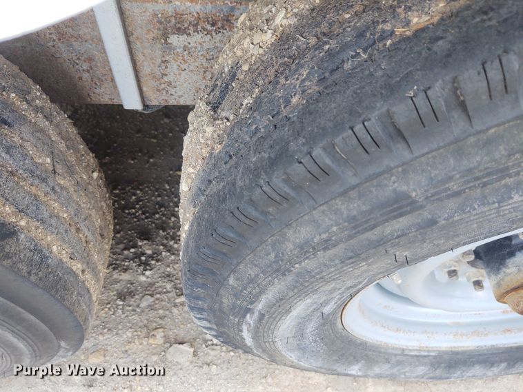 image for item DG3517 2015 Elite  livestock trailer