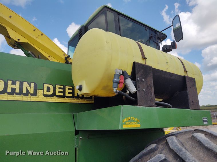 image for item DG3518 1998 John Deere 6950  forage harvester