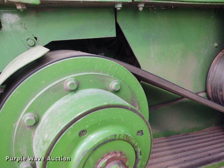 image for item DG3518 1998 John Deere 6950  forage harvester