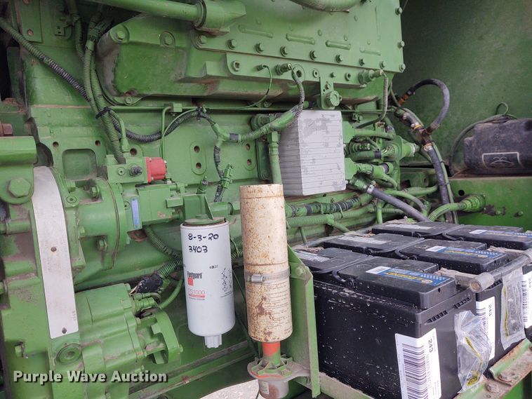 image for item DG3518 1998 John Deere 6950  forage harvester