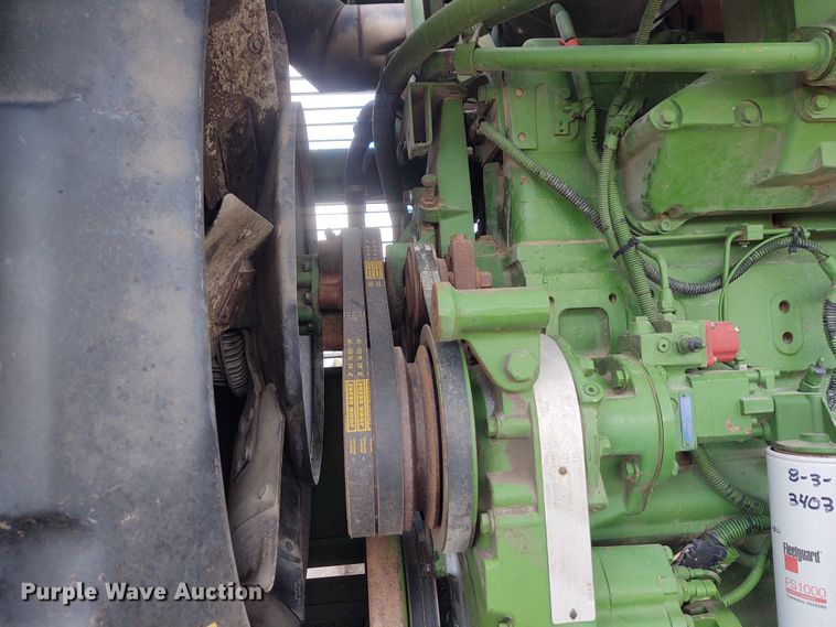 image for item DG3518 1998 John Deere 6950  forage harvester