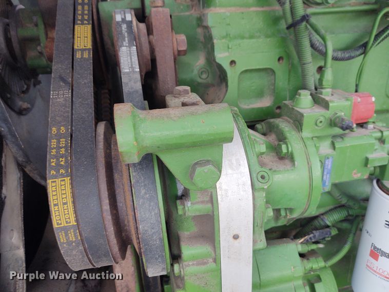 image for item DG3518 1998 John Deere 6950  forage harvester