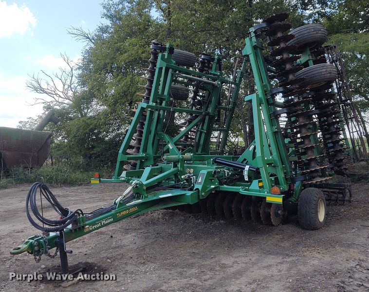 image for item DG3522 2015 Great Plains 3000 Turbo Max  vertical tillage
