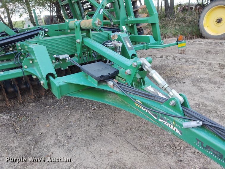 image for item DG3522 2015 Great Plains 3000 Turbo Max  vertical tillage