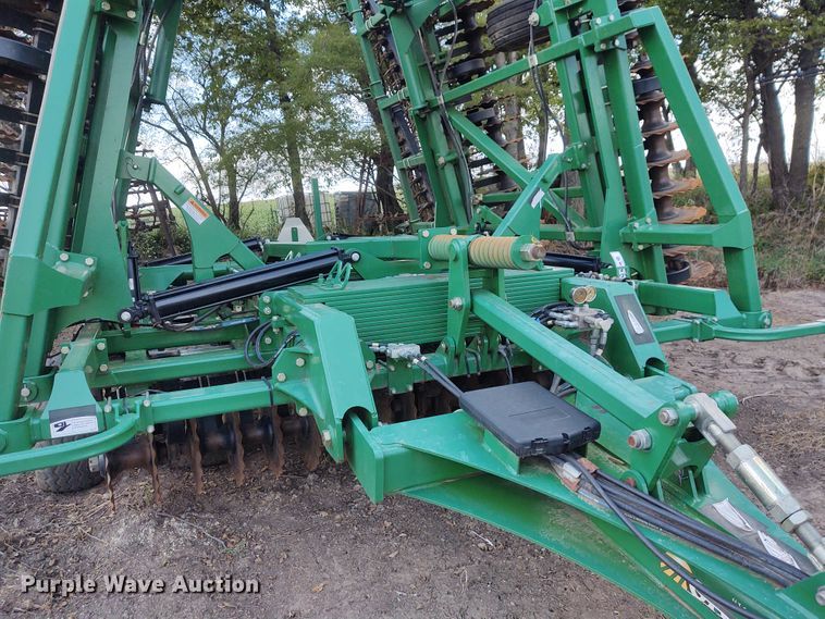 image for item DG3522 2015 Great Plains 3000 Turbo Max  vertical tillage