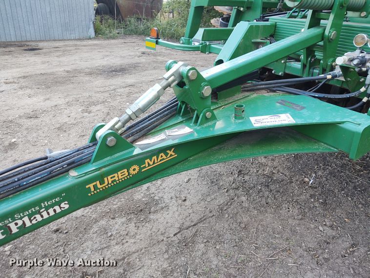 image for item DG3522 2015 Great Plains 3000 Turbo Max  vertical tillage