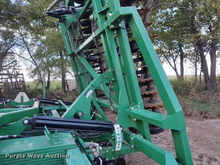 image for item DG3522 2015 Great Plains 3000 Turbo Max  vertical tillage