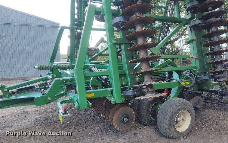 image for item DG3522 2015 Great Plains 3000 Turbo Max  vertical tillage