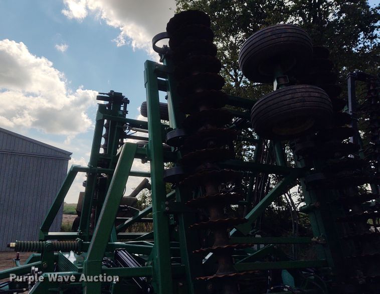 image for item DG3522 2015 Great Plains 3000 Turbo Max  vertical tillage