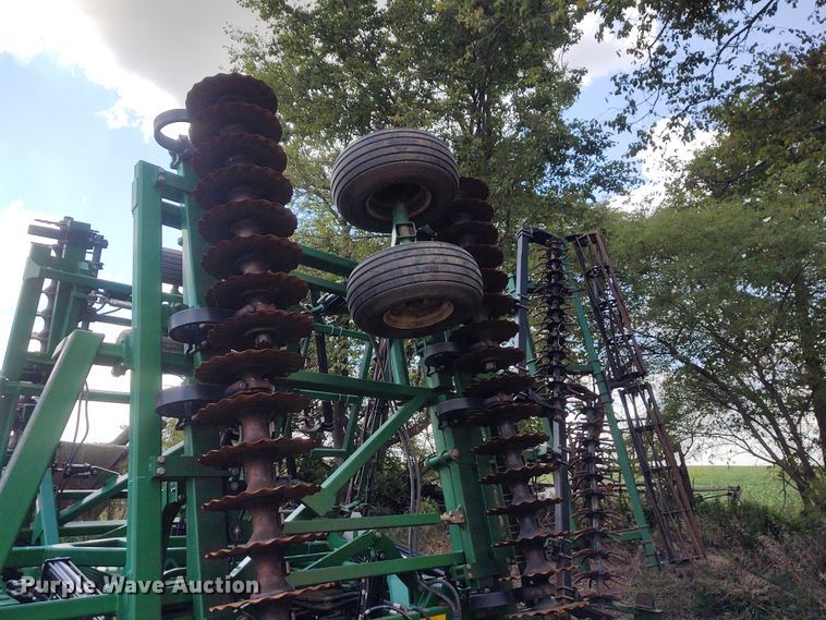 image for item DG3522 2015 Great Plains 3000 Turbo Max  vertical tillage