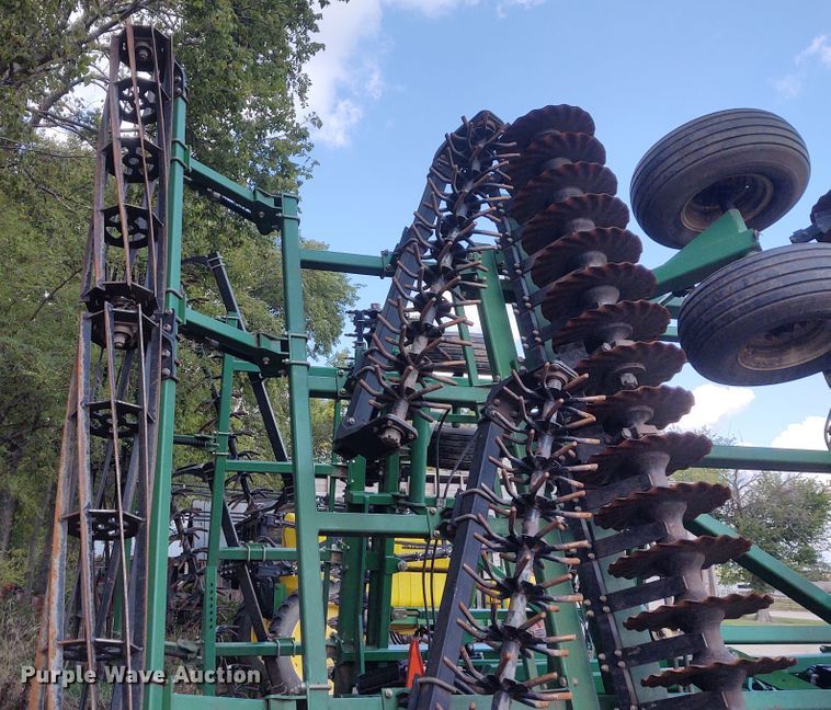 image for item DG3522 2015 Great Plains 3000 Turbo Max  vertical tillage