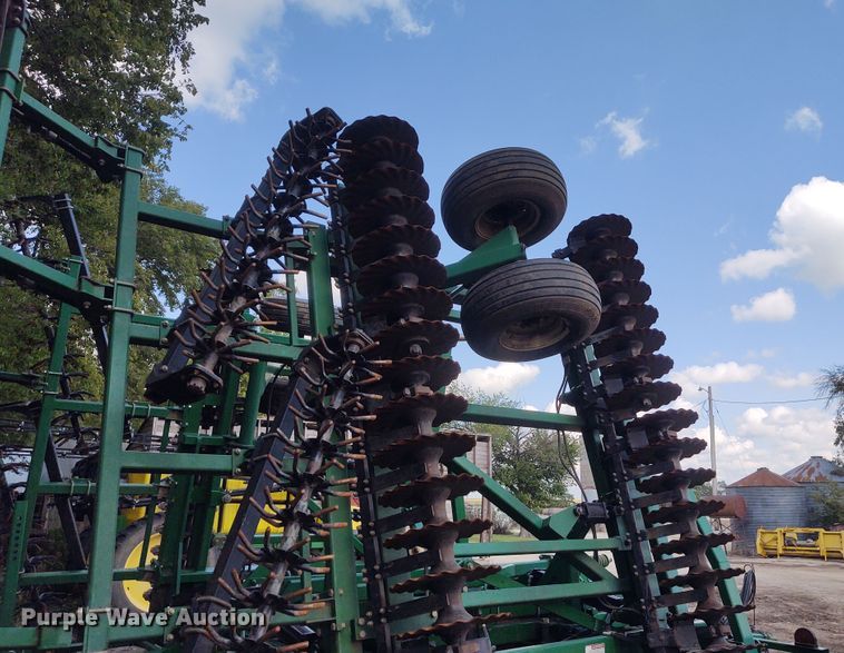 image for item DG3522 2015 Great Plains 3000 Turbo Max  vertical tillage