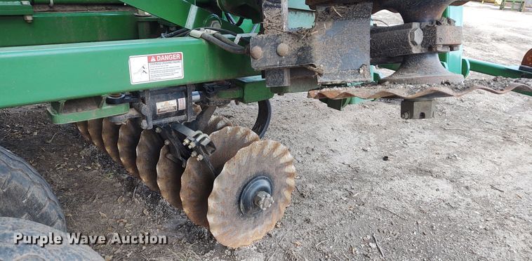 image for item DG3522 2015 Great Plains 3000 Turbo Max  vertical tillage