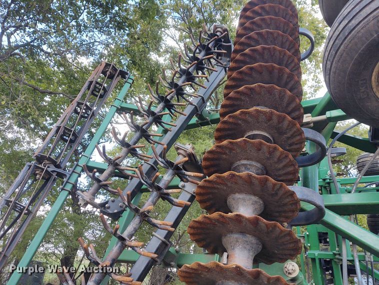 image for item DG3522 2015 Great Plains 3000 Turbo Max  vertical tillage