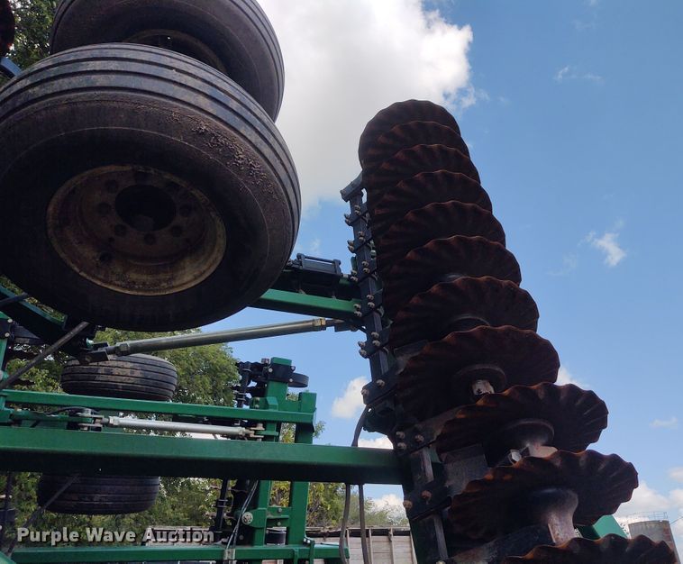 image for item DG3522 2015 Great Plains 3000 Turbo Max  vertical tillage
