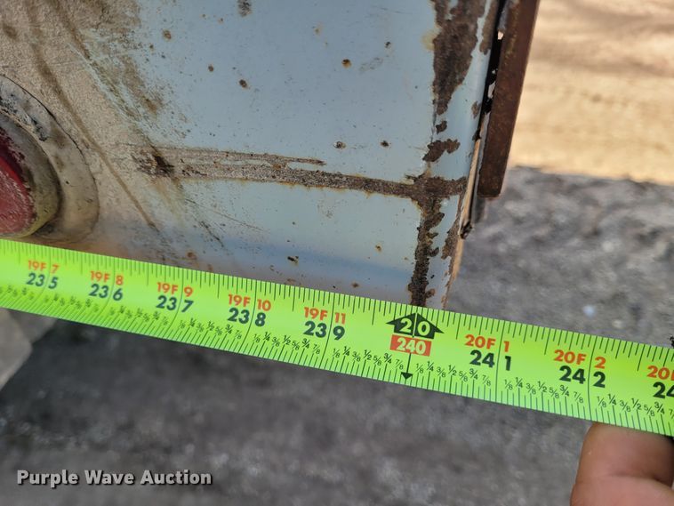 image for item DG3523 1992 Freightliner FLD120  silage truck