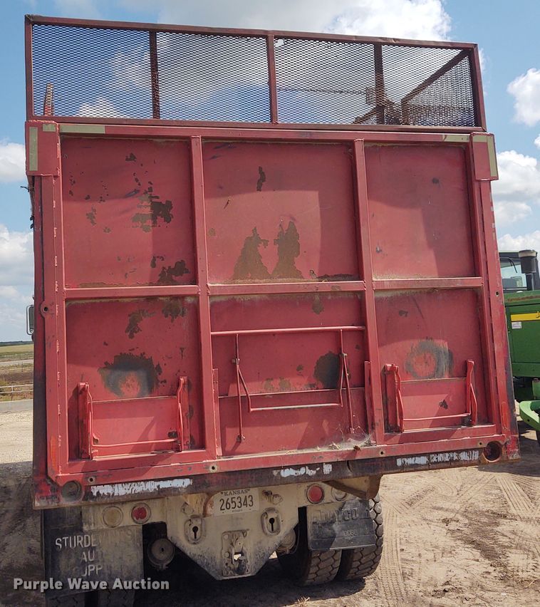 image for item DG3524 1981 Ford 8000  silage truck