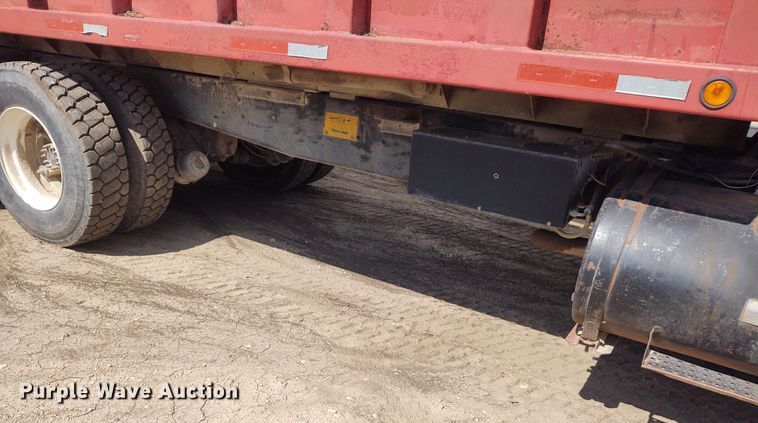 image for item DG3524 1981 Ford 8000  silage truck