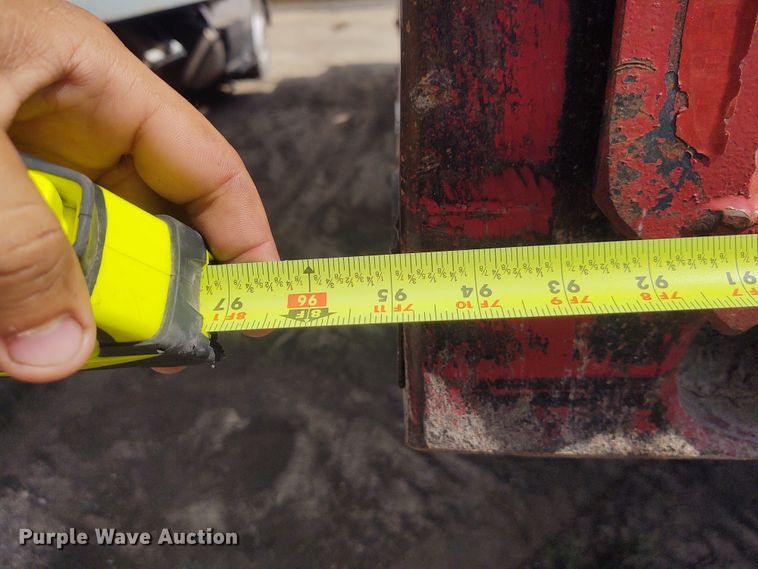 image for item DG3524 1981 Ford 8000  silage truck