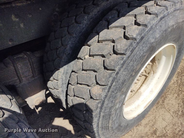 image for item DG3524 1981 Ford 8000  silage truck