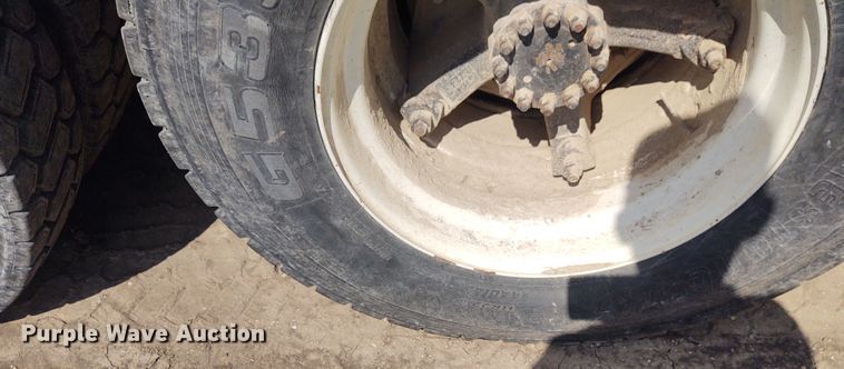 image for item DG3524 1981 Ford 8000  silage truck