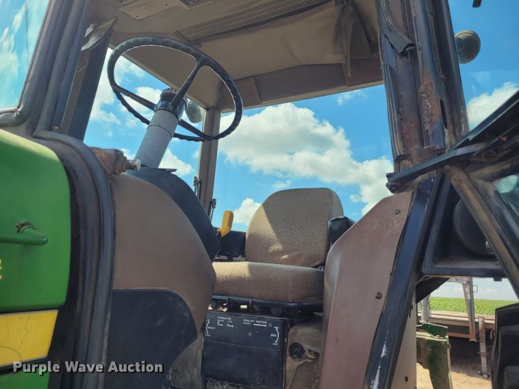 image for item DG3525 1984 John Deere 4650  MFWD tractor